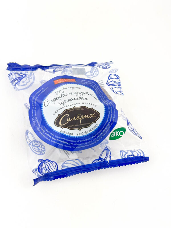 Кекс с черносливом и грецким орехом